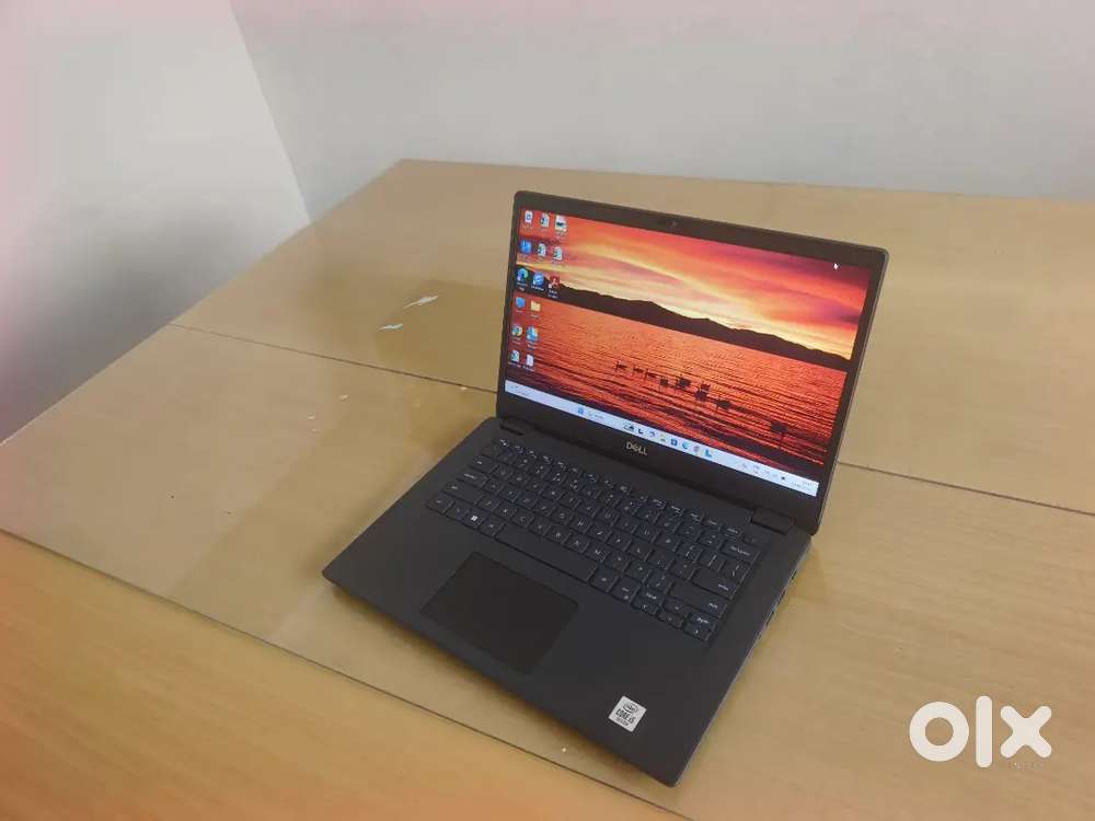 Dell latitude powerful laptop, i5 10th Gen, 8gb DDR4 Ram, 256 Nvme SSD