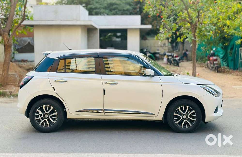 Maruti Suzuki Swift 1.2 Vxi (o), 2024, Petrol
