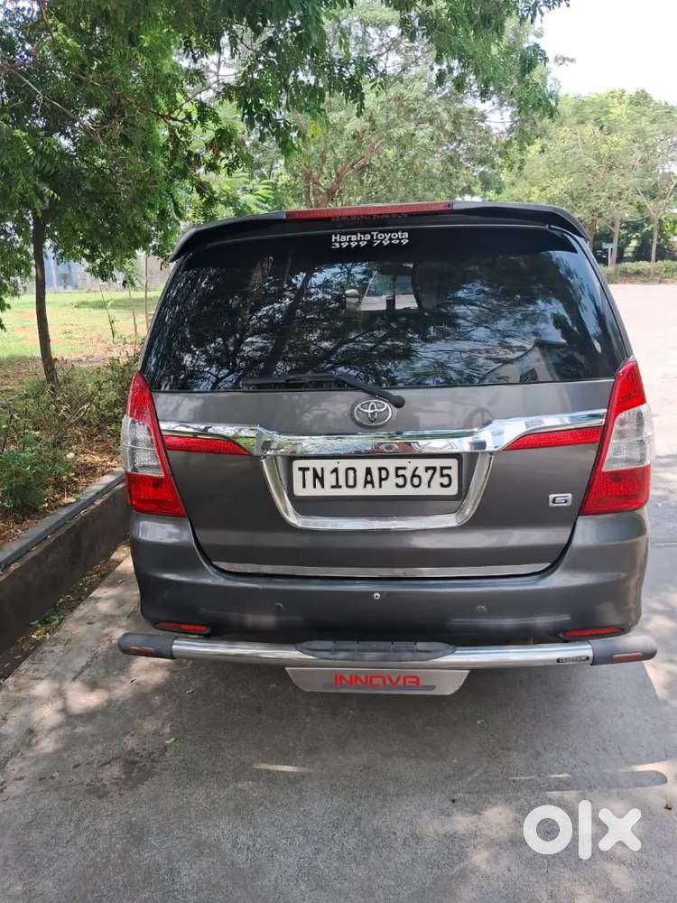 Toyota Innova 2014