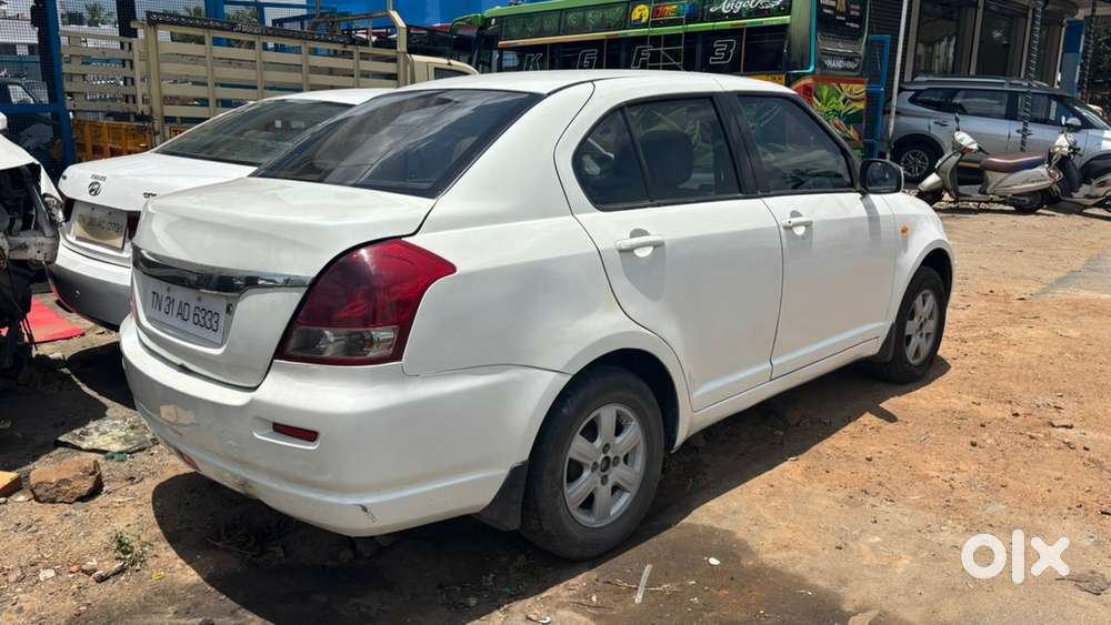 Maruti Suzuki Swift Dzire 2011