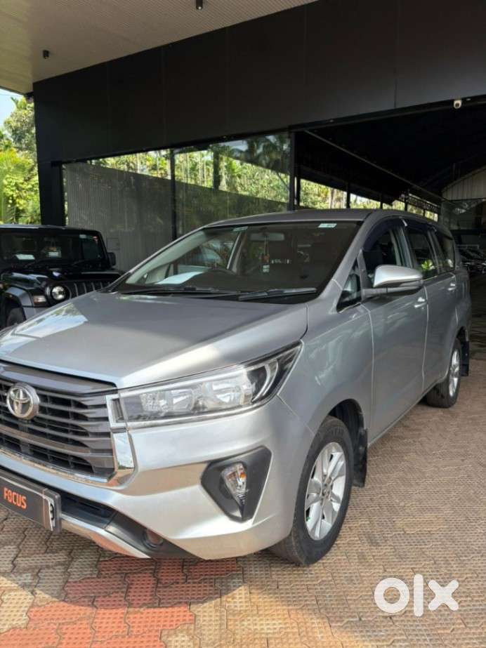 Toyota Innova Crysta 2.4 G Mt, 2017, Diesel