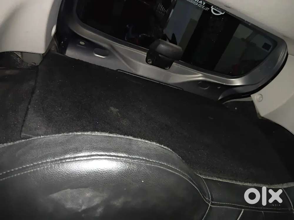 Nissan New Mpv Petrol+ Cng 2015