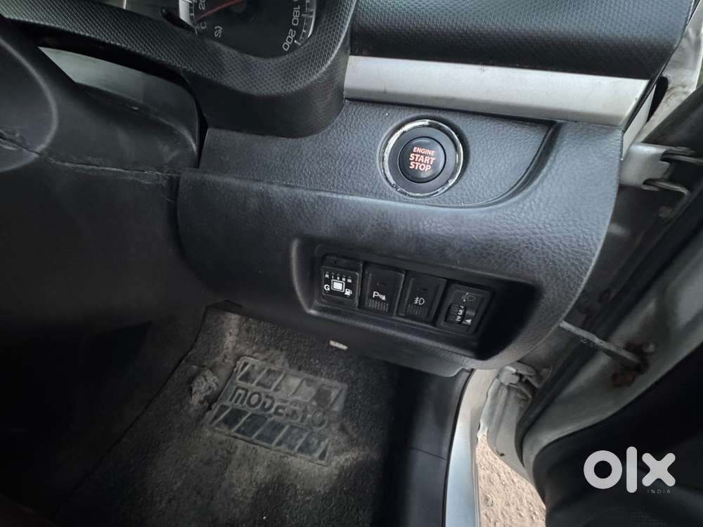 Maruti Suzuki Swift 2011-2014 Zxi, 2016, Cng & Hybrids