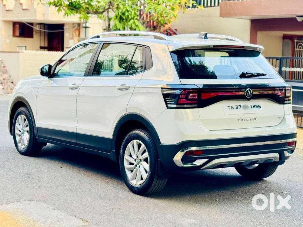 Volkswagen Taigun 1.0 Tsi Highline At, 2022, Petrol
