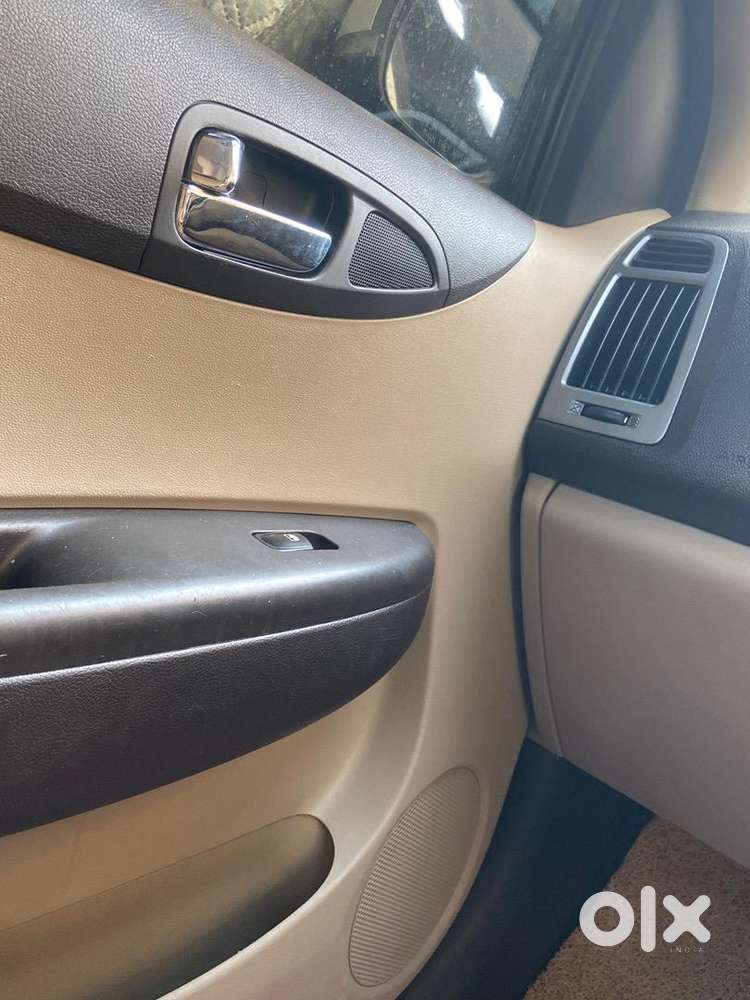 Hyundai Car Manual 2013