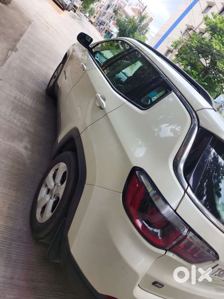 Jeep Compass 2.0 Longitude Option, 2017, Diesel