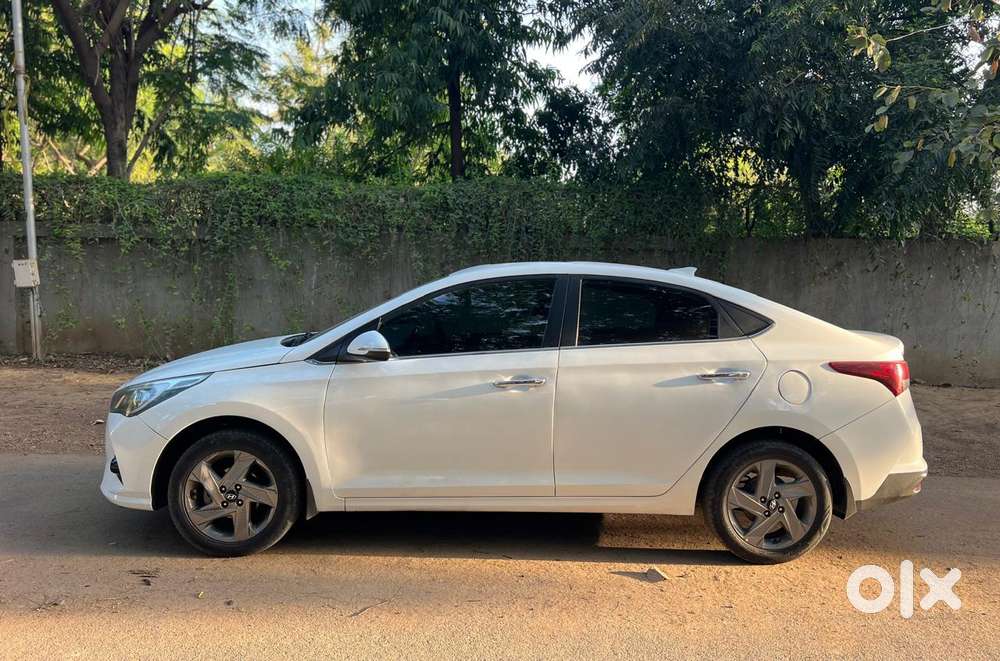 Hyundai Verna 1.5 Sx Petrol Mt, 2020, Petrol