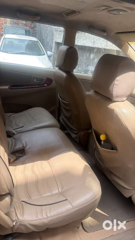 Toyota Innova Diesel 2015