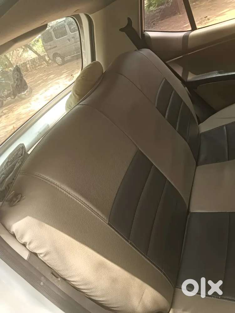 Hyundai I10 (silver)