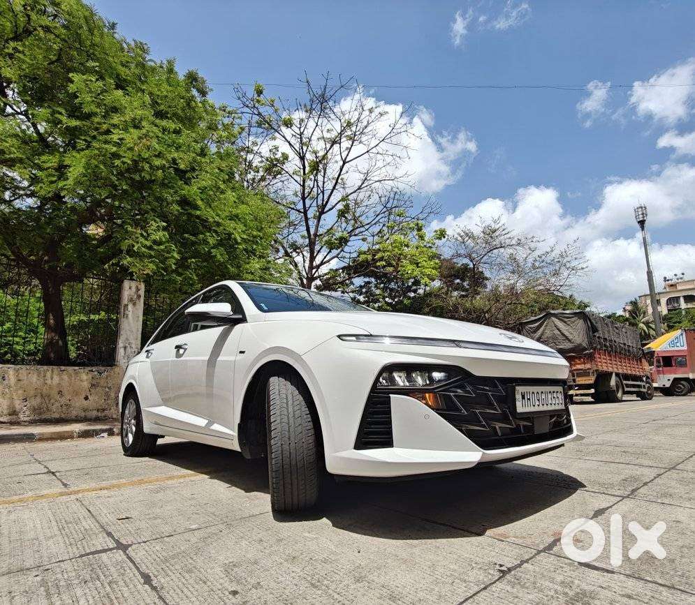 Hyundai Verna 1.5 Sx (o) Ivt, 2024, Petrol