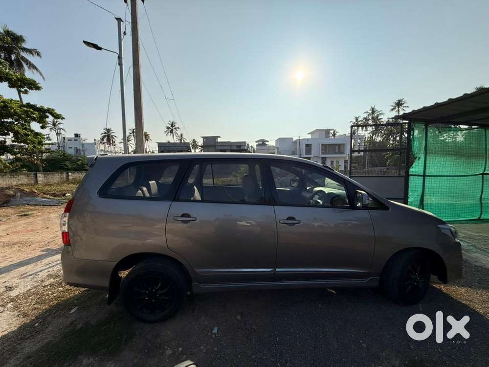 Toyota Innova 2.5 G  Showroom Condition  Kl24  Fully Loaded