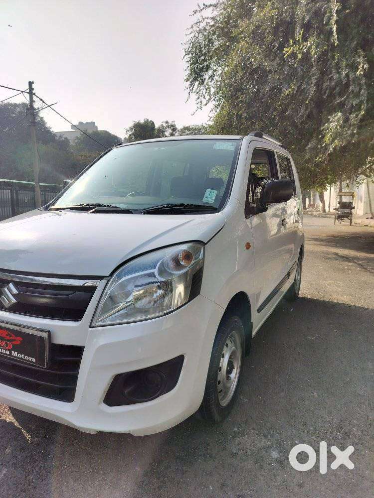 Maruti Suzuki Wagon R Lxi Optional, 2017, Petrol