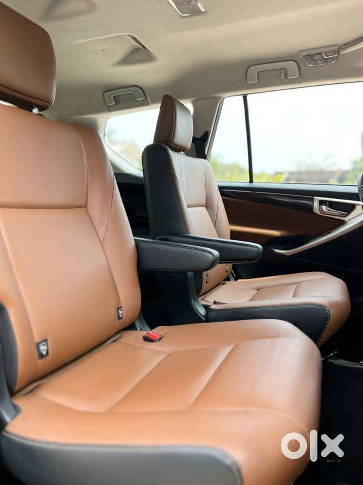 Toyota Innova Crysta 2.8 Gx At, 2018, Diesel