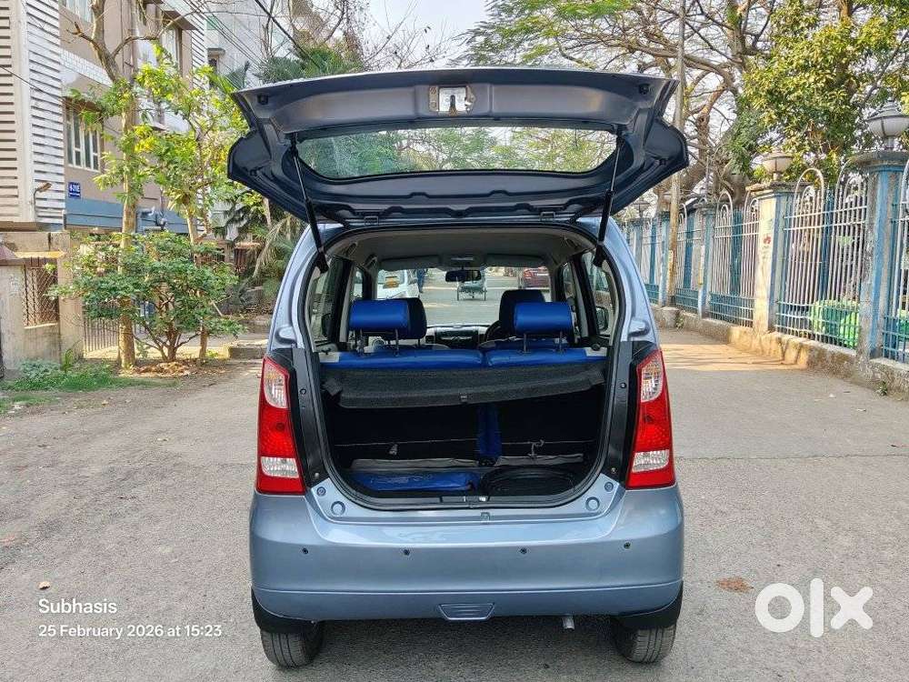 Maruti Suzuki Wagon R Vxi Amt1.2, 2017, Petrol