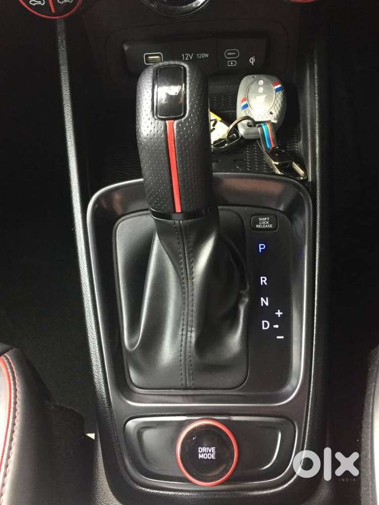 Hyundai Venue N Line 1.0 N8 Turbo Dct Dual Tone, 2023, Petrol