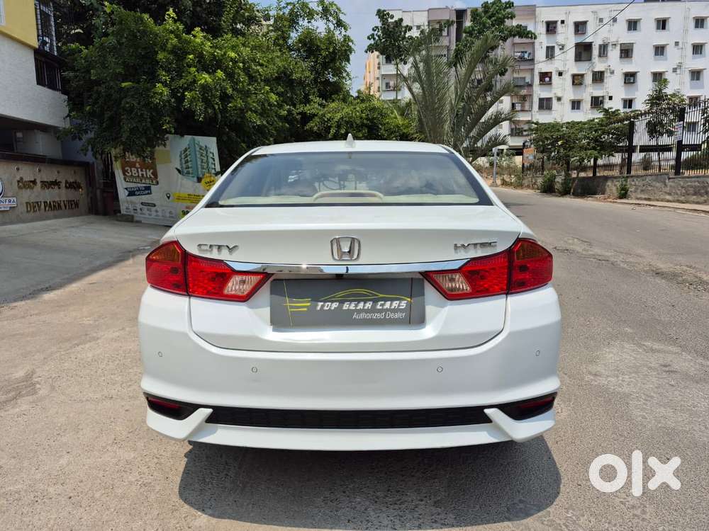 Honda City V Mt Exclusive, 2022, Petrol