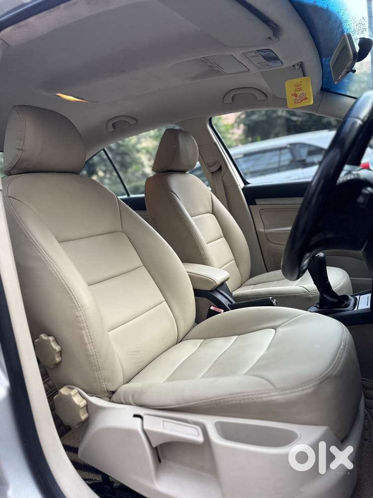 Skoda Laura 1.8 Tsi Ambiente, 2012, Petrol