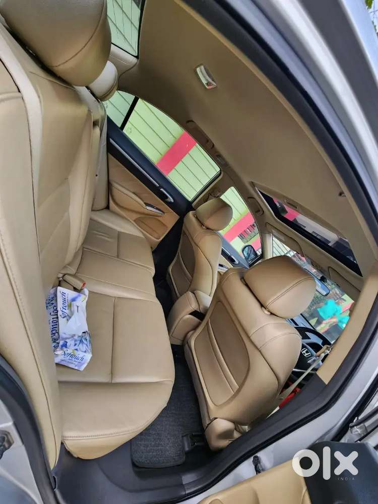 Honda Civic Vmt 2011 Sunroof Model Well Maintained