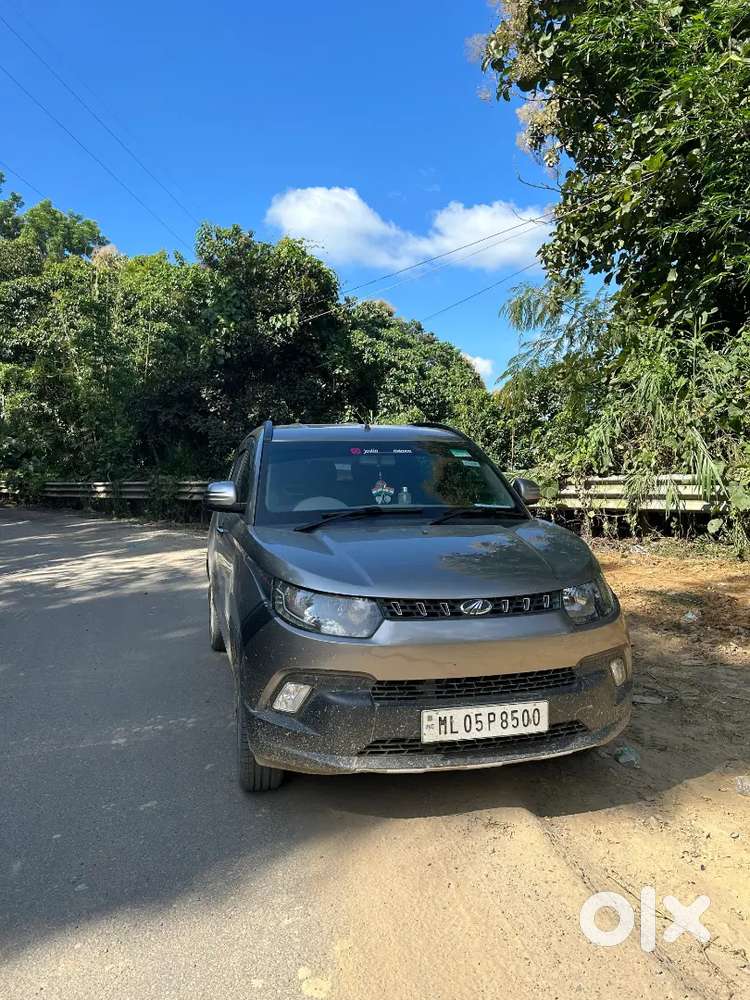 Mahindra Kuv 100 2017 Petrol 50000 Km Driven