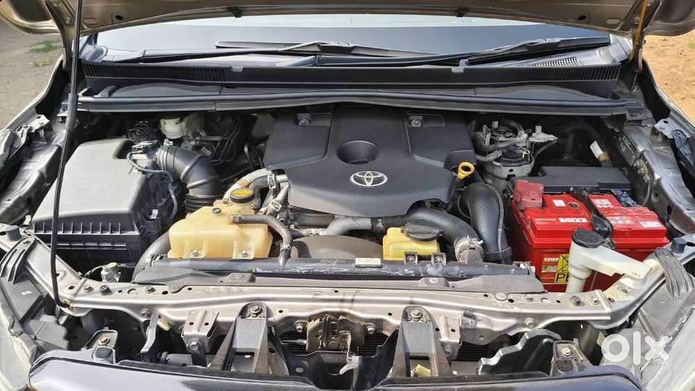 Toyota Innova Crysta 2.8z Automatic, 2016, Diesel