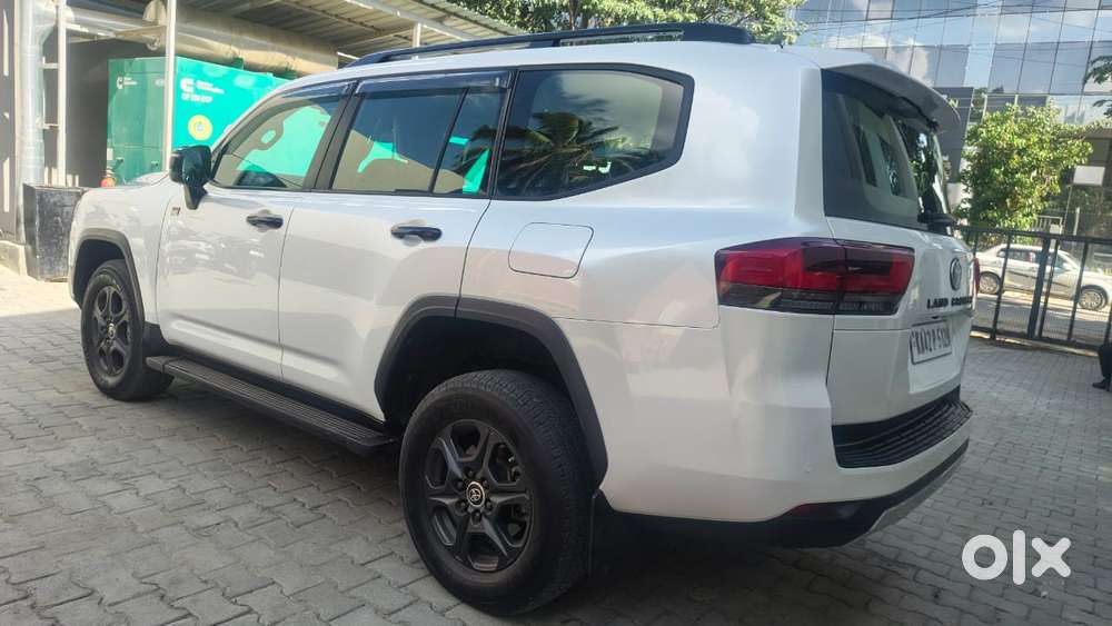 Toyota Land Cruiser 3.3 Zx Diesel, 2025