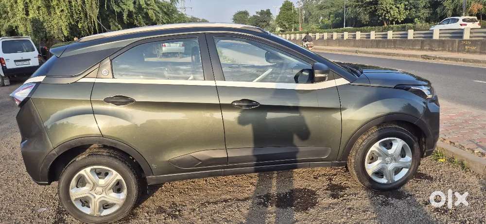 2023 Tata Nexon Xms Diesel  First Owner  50,000 Km  Green