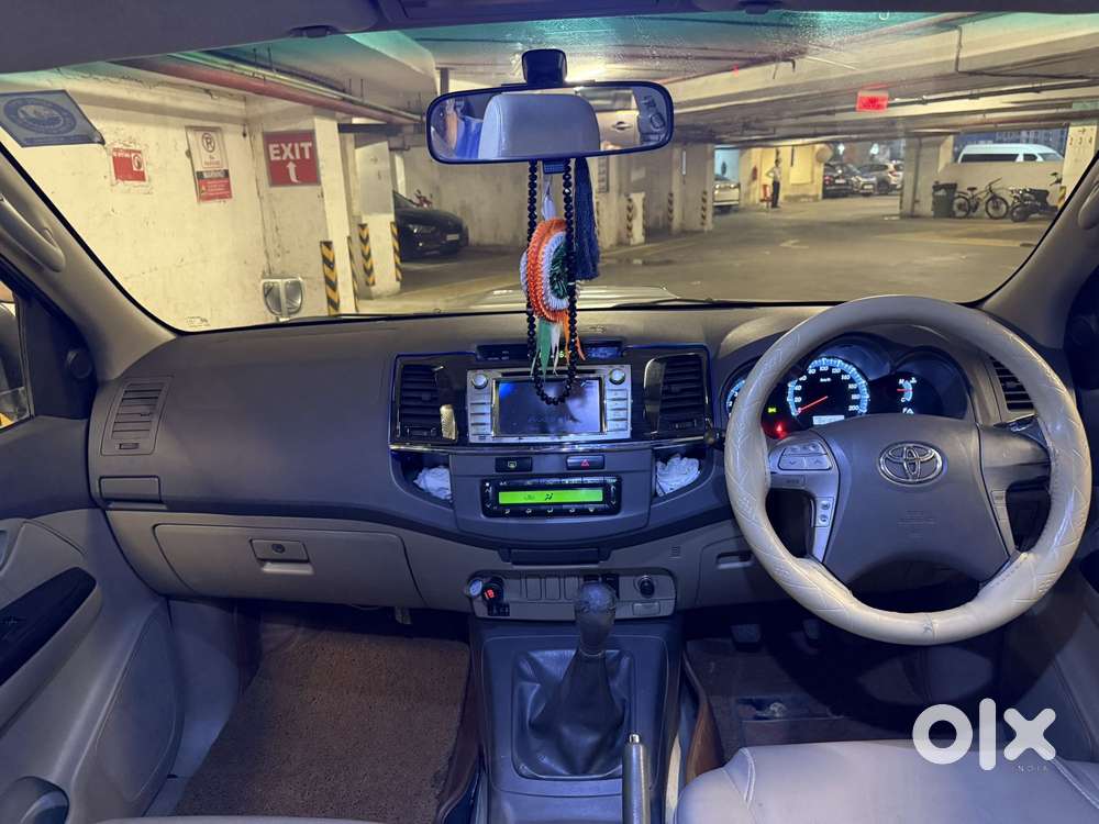 Toyota Fortuner 2011-2016 4x2 Manual, 2012, Diesel