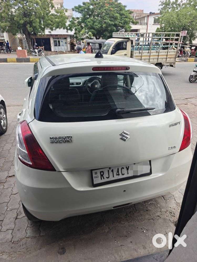 Maruti Suzuki Swift Zdi Plus, 2014, Diesel