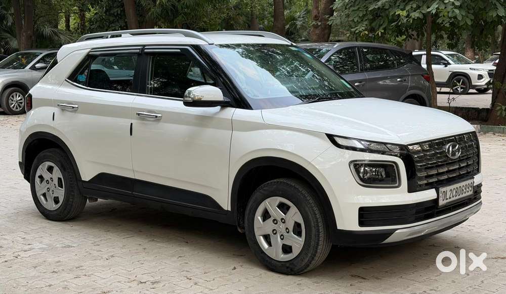 Hyundai Venue 1.2 S (o), 2022, Petrol