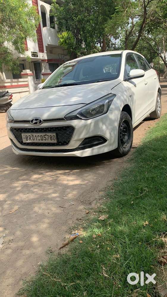 1st Owner I20 Magna Doctor Car Petrol 23k Km 2014 Model