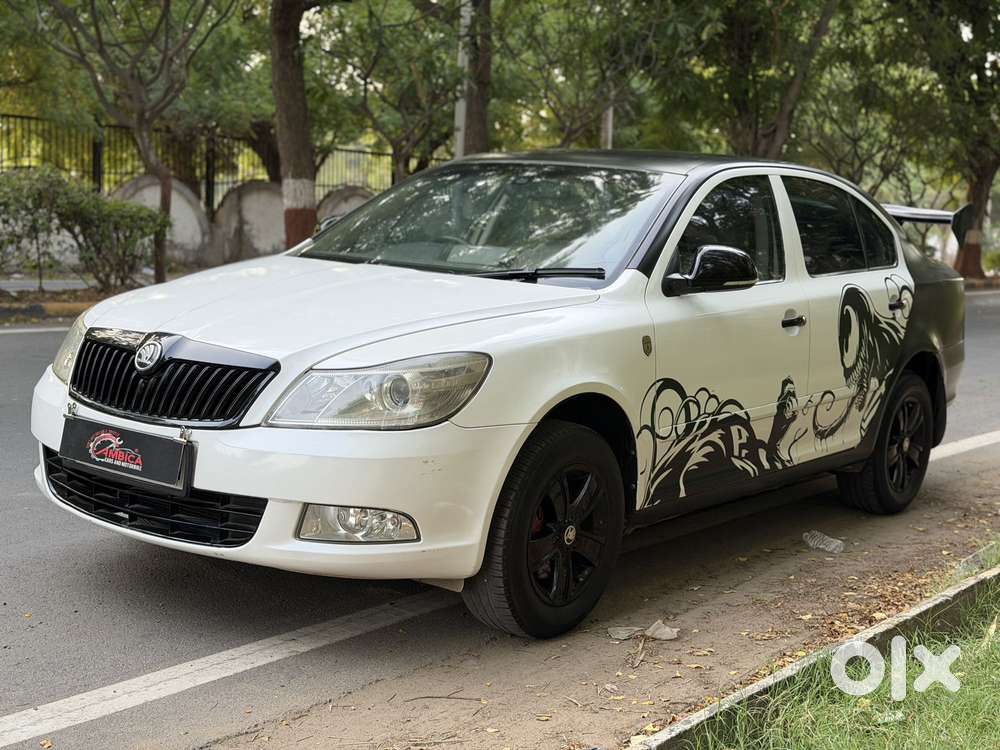 Skoda Laura 1.8 Tsi Ambiente, 2009, Petrol