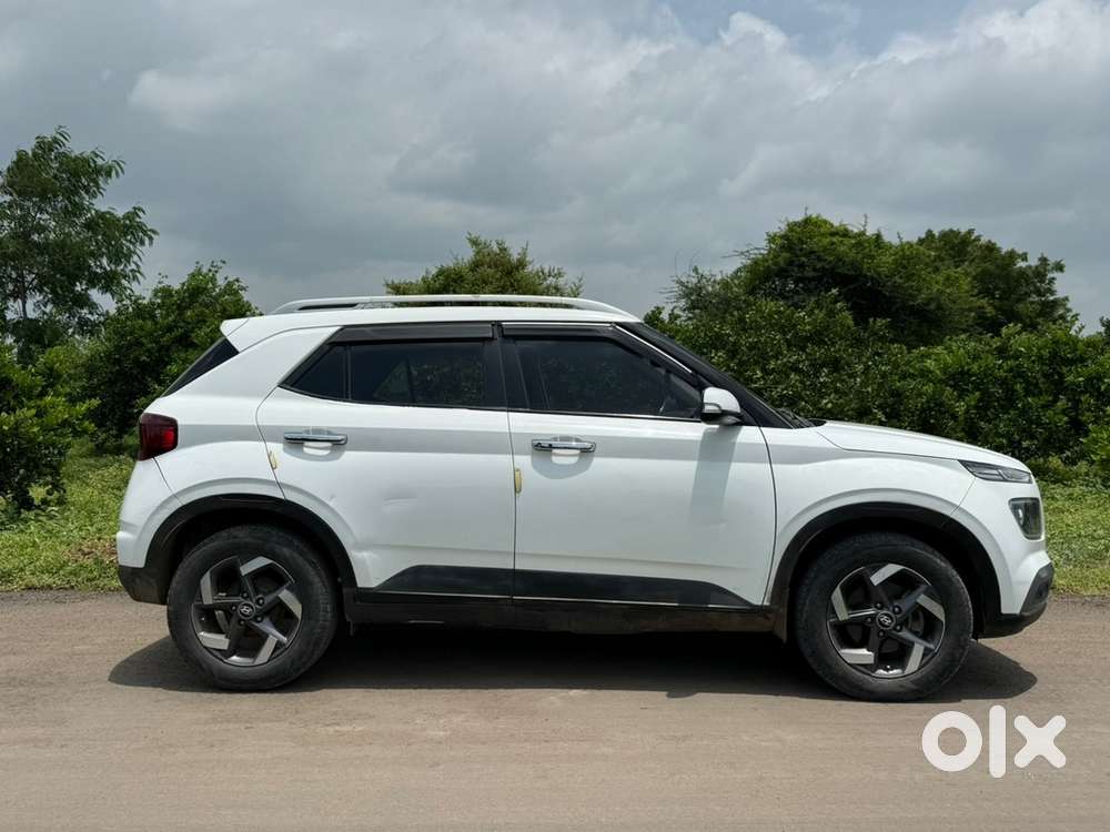 Hyundai Venue Diesel 2021