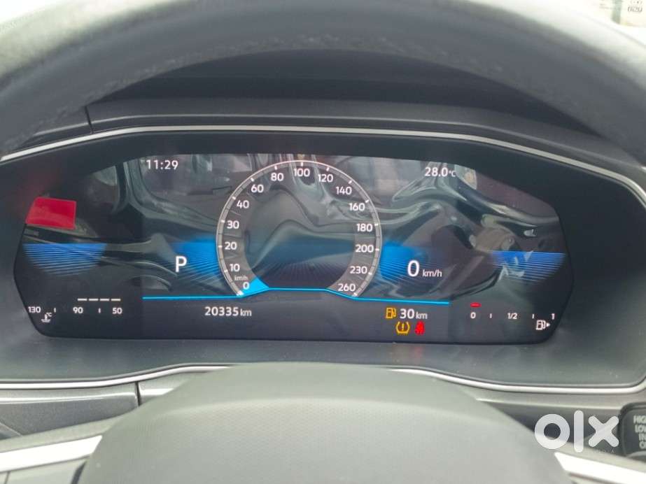 Volkswagen Taigun 1.0 Tsi Topline At, 2022, Petrol