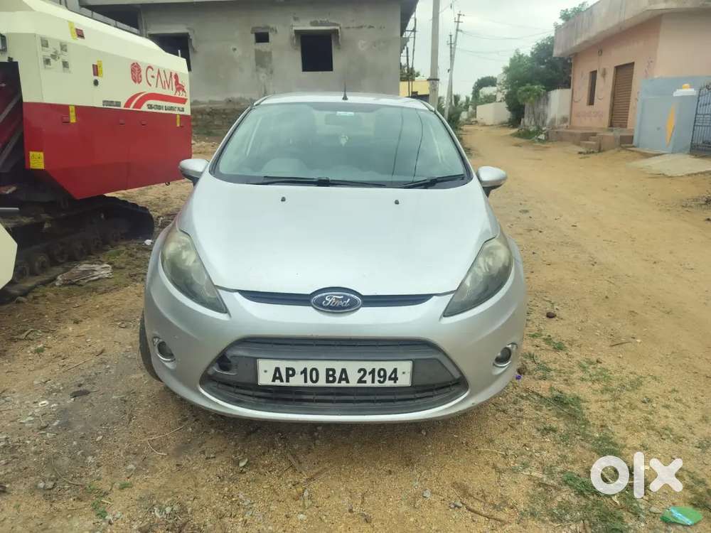 Ford Fiesta Style 2012