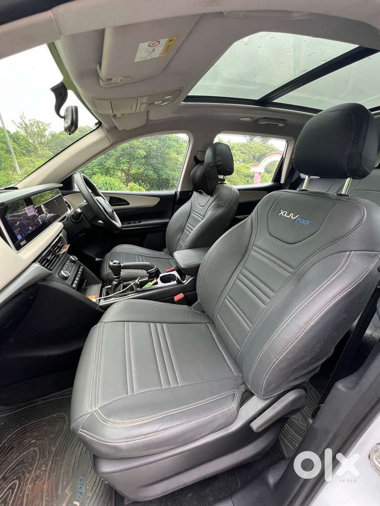 Mahindra Xuv700 Ax5 Petrol Mt — 2021 Ga