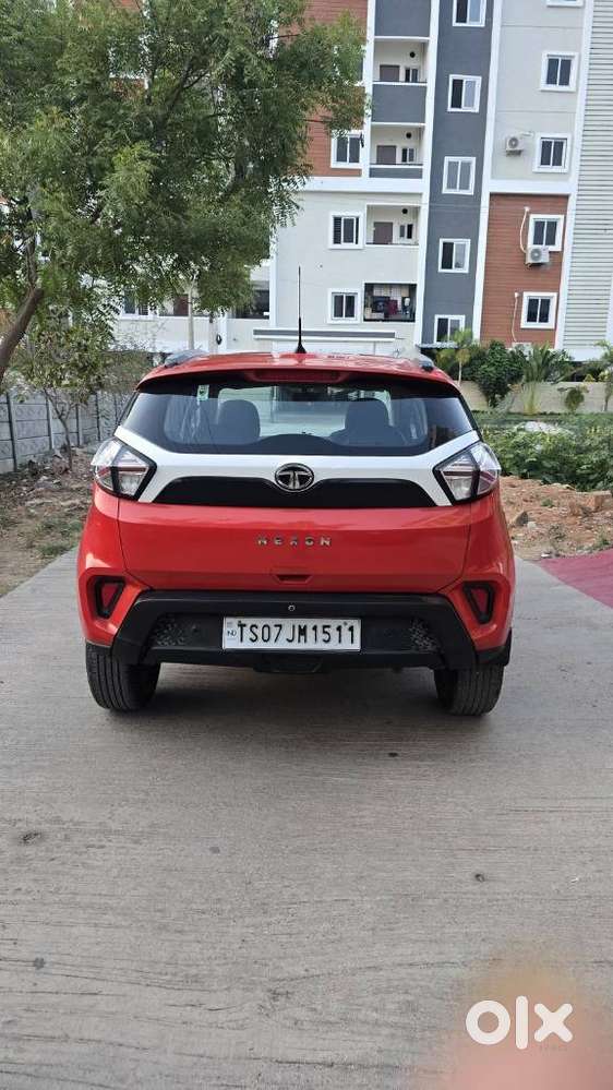 Tata Nexon 1.5 Revotorq Xm (s), 2022, Diesel