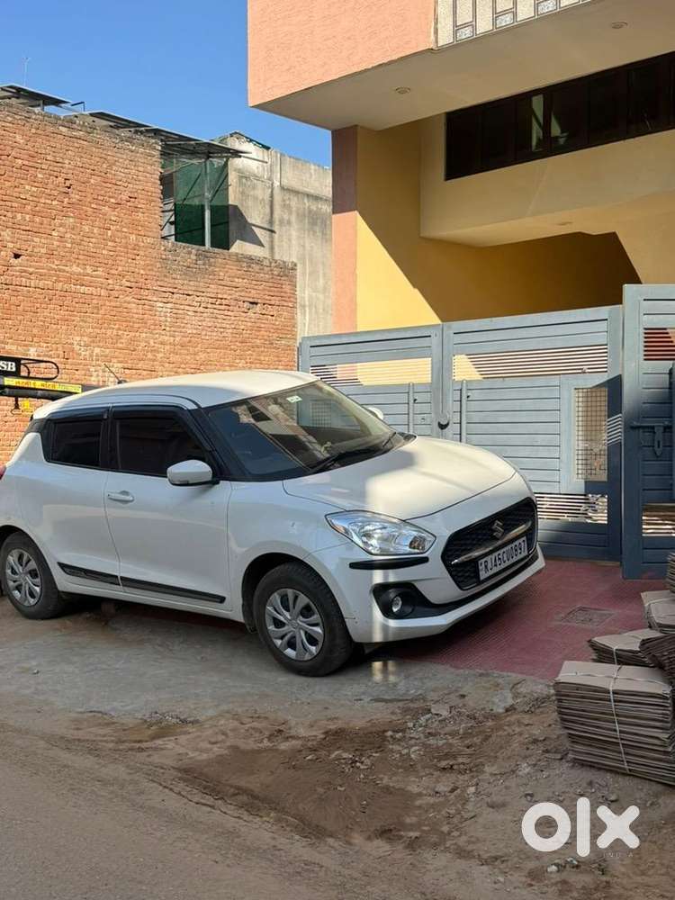 Maruti Suzuki Swift 2023 Petrol Well Maintained