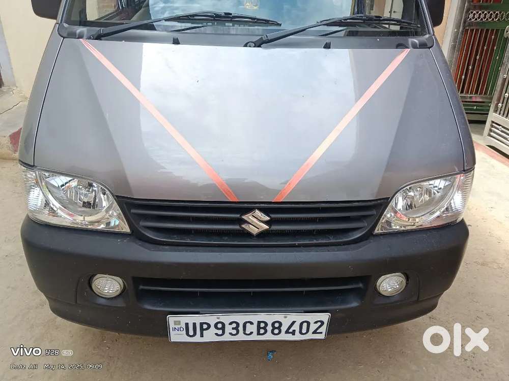 Dusri New Car Lena Hai