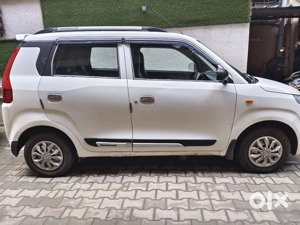 Maruti Suzuki Vxi Petrol + Cng