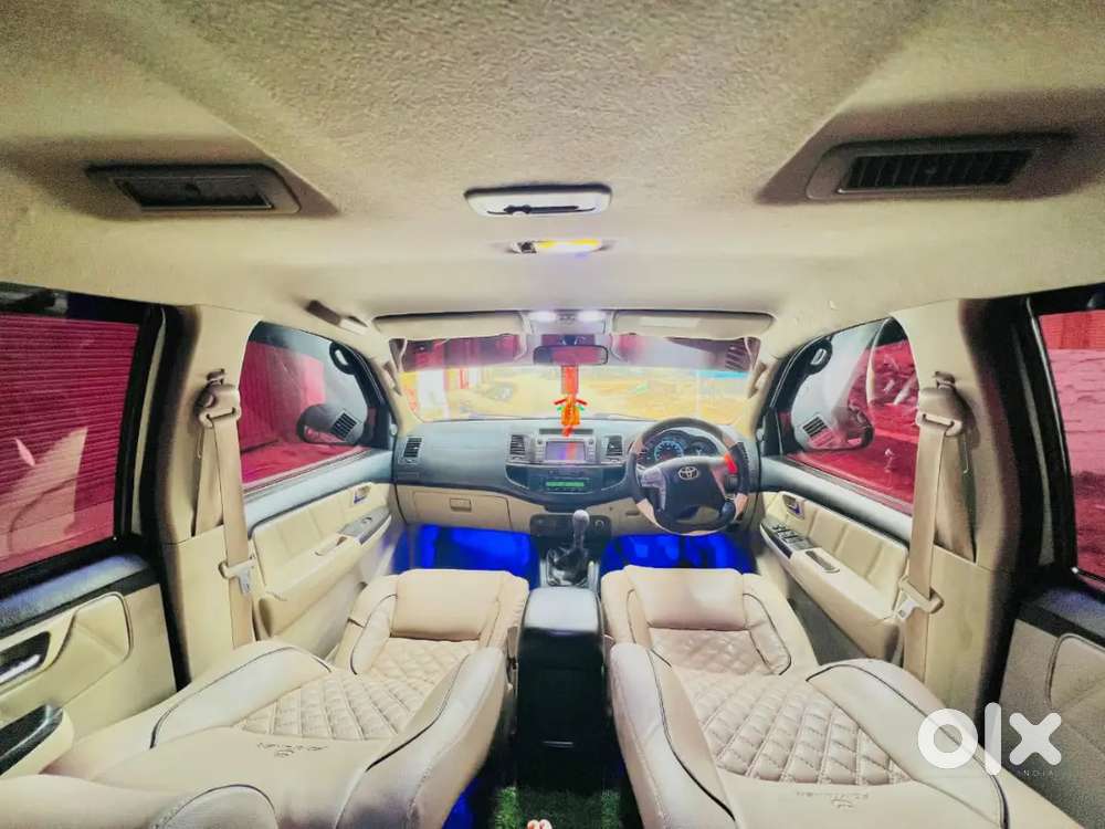 Toyota Fortuner Car 2014 Diesel 189000 Km Driven