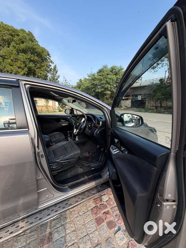 Toyota Innova Crysta 2.4 V, 2018, Diesel