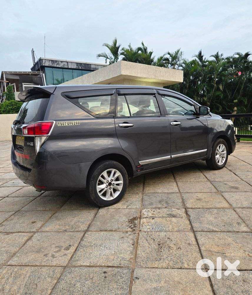 Toyota Innova Crysta 2.4 G Mt 8s, 2018, Diesel