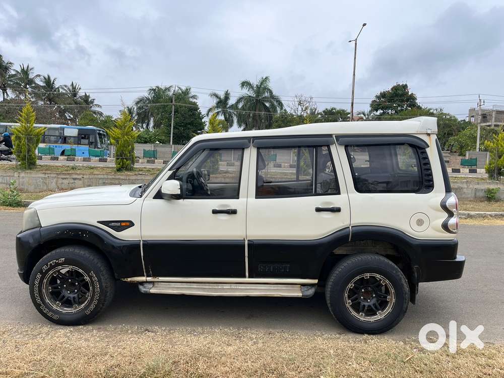 Mahindra Scorpio Diesel 2016
