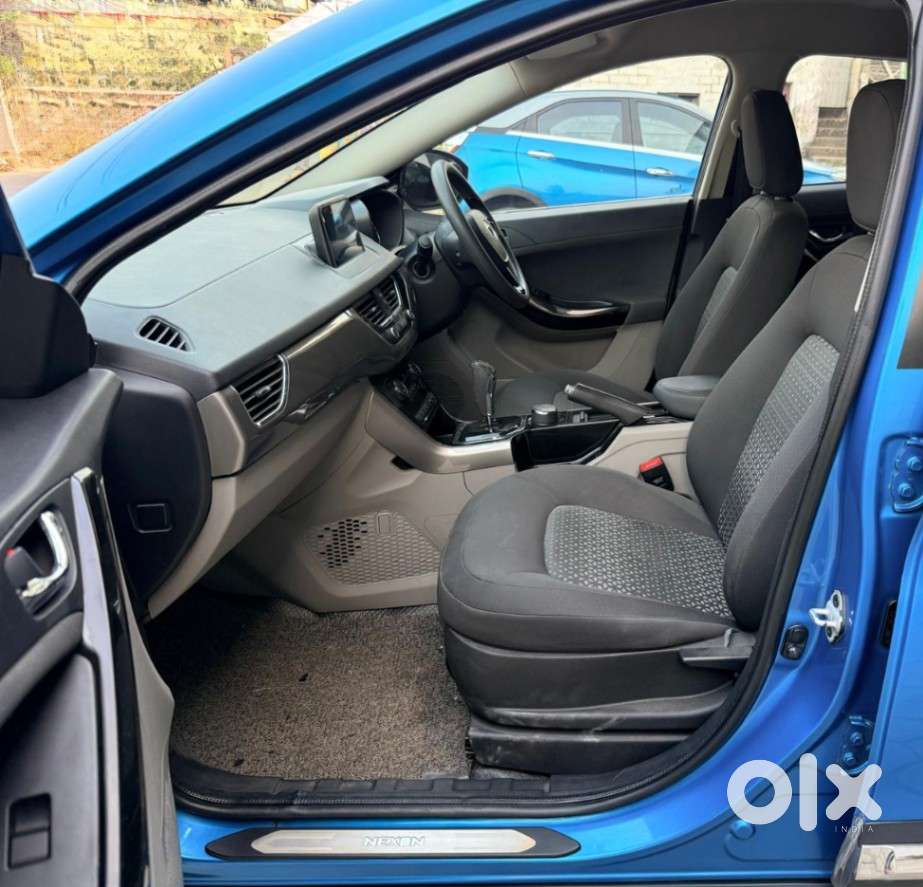 Tata Nexon 1.2 Revotron Xza Plus Dualtone, 2019, Petrol