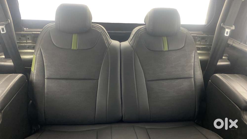 Mahindra Thar 2.2 Lx Convertible Diesel At 4 Str, 2021, Diesel