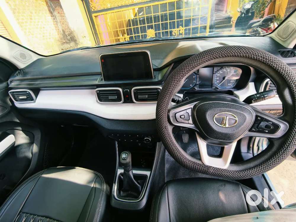 Tata Punch 2022 Petrol 20615 Km Driven