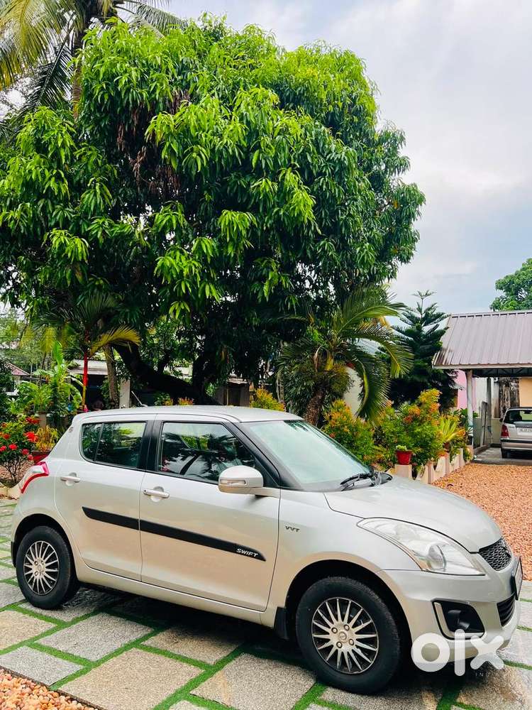 Maruti Suzuki Swift Vxi + Manual, 2012, Petrol
