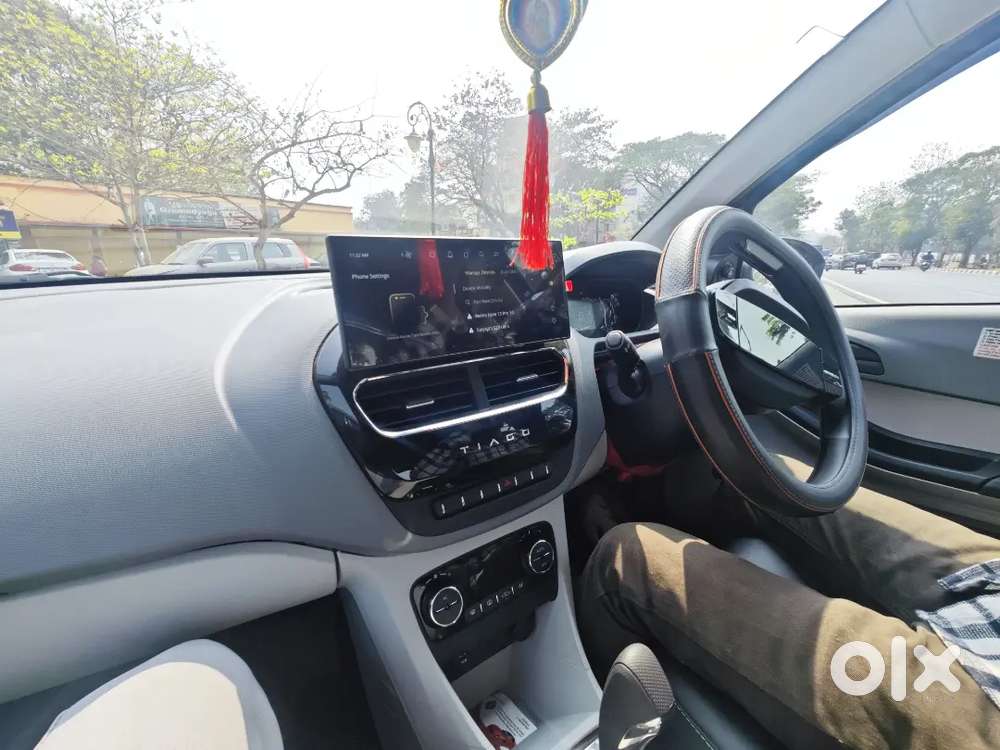 Tata Tiago 1.2 Revotron Amt 2025