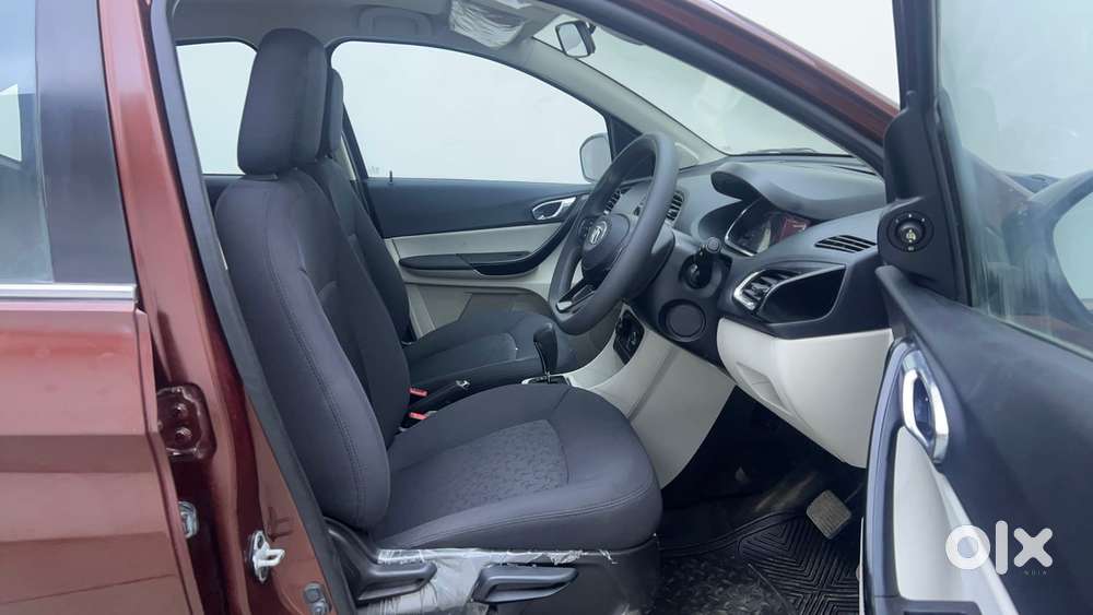 Tata Tigor Xza Plus, 2022, Petrol
