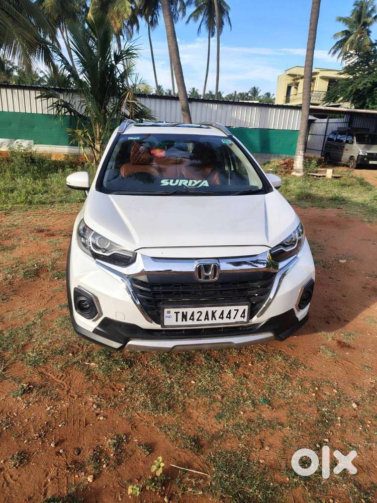 Topend Wr-v 2022 Petrol Good Condition Sunroof Honda Model2022 White